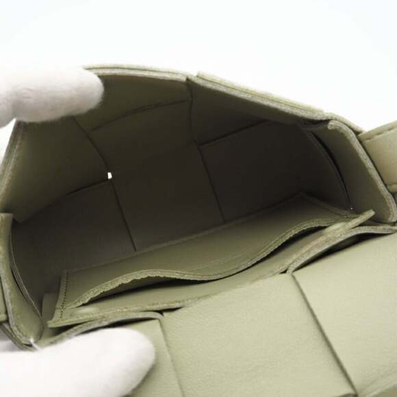 BOTTEGA VENETA Green Lambskin Leather Intrecciato Shoulder Bag - Picture 9 of 11